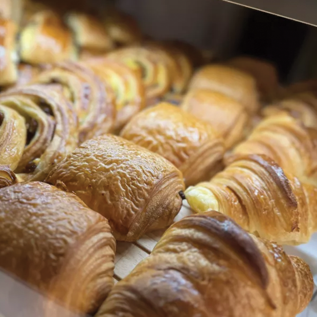 Croissants, brioches et pains au chocolat à Sully-sur-Loire